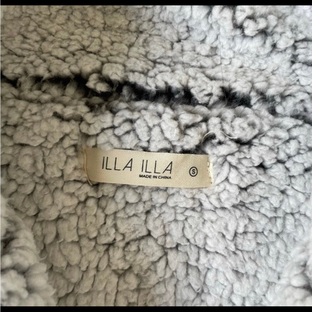 Sherpa Jacket - Picture 4 of 6